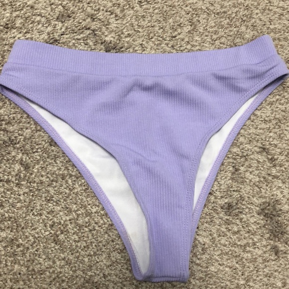 SHEIN Swimsuit - Picture 6 of 8